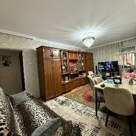 11 мкр 3 комнаты