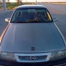Opel Vectra 1989