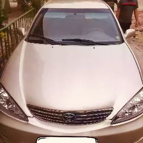 Toyota Camry 2004