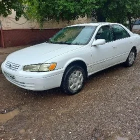 Toyota Camry 1999