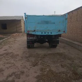 Gaz 53 1990