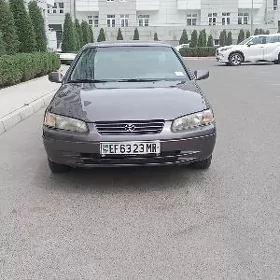 Toyota Camry 1998