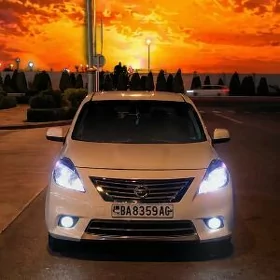Nissan Versa 2011