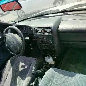 Opel Vectra 1990
