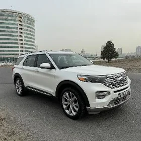 Ford Explorer 2021