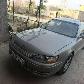 Lexus ES 1995