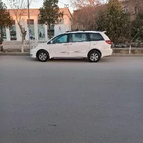 Toyota Sienna 2005