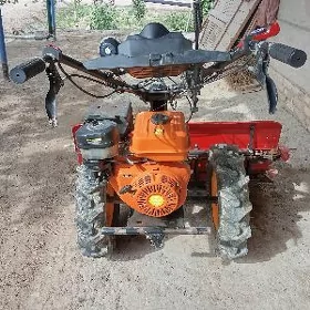 Mini Traktory 190 lyk