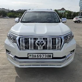 Toyota Land Cruiser Prado 2022