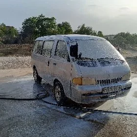 Toyota Hiace 2002