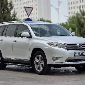 Toyota Highlander 2013