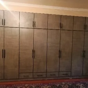 mebel stenka skaf täze 
