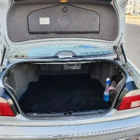 BMW E39 1998
