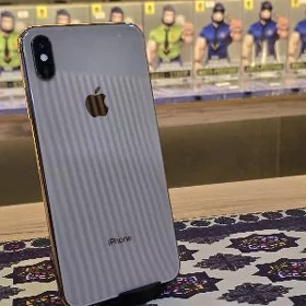 iPhone xs Max 64  80