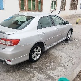 Toyota Corolla 2011