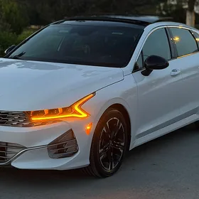 Kia K5 2023