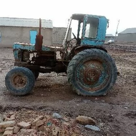 MTZ T-28 2003