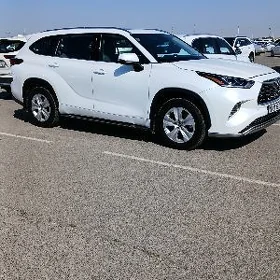 Toyota Highlander 2020