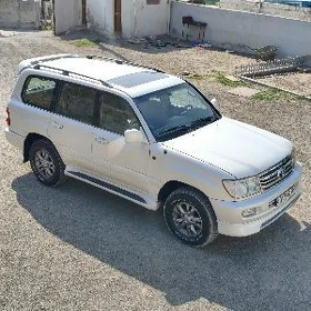 Toyota Land Cruiser 2000