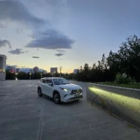 Toyota Highlander 2021