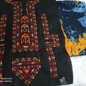 Ştapl ýaka bilen we Şfon mata
