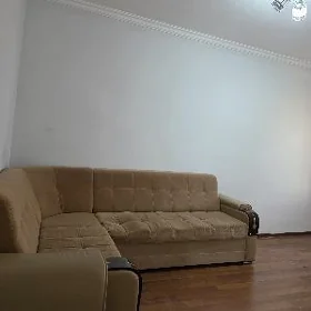 eyesi mir 7/2 2kom 64m2