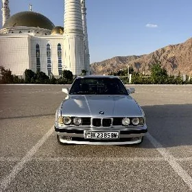 BMW 525 1990
