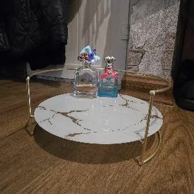 Подставка для косметики.