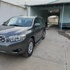 Toyota Highlander 2010