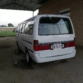 Toyota Hiace 1991