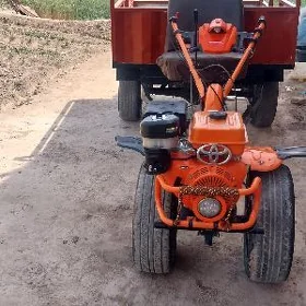 mini traktr
