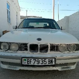 BMW 525 1990