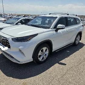 Toyota Highlander 2022