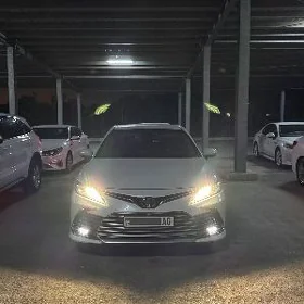 Toyota Camry 2021