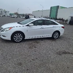 Hyundai Sonata 2011