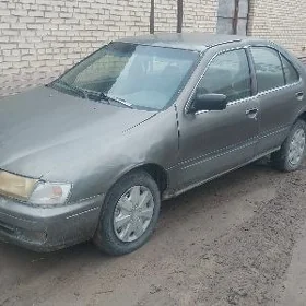 Nissan Sunny 1997