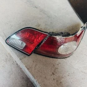 Es 300