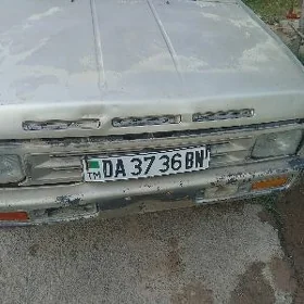 Nissan Pathfinder 1995