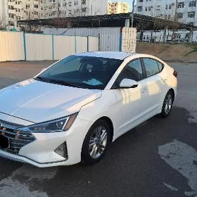 Hyundai Elantra 2020