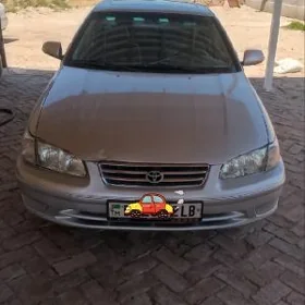 Toyota Camry 2000