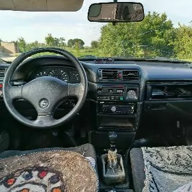 Opel Vectra 1992