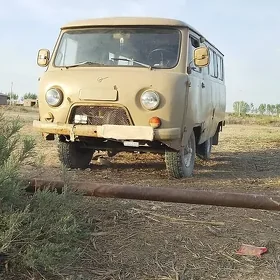 UAZ 452 1992