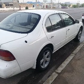 Nissan Maxima 1998