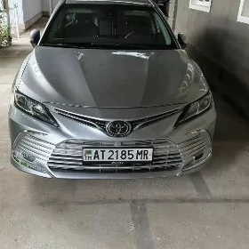 Toyota Camry 2022