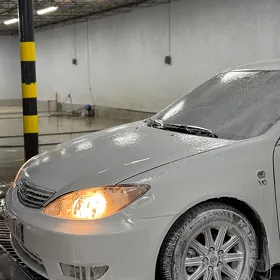 Toyota Camry 2004