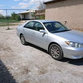 Toyota Camry 2005