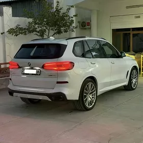 BMW X5 2022