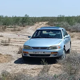 Toyota Camry 1993