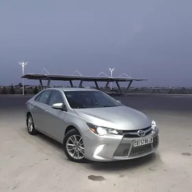 Toyota Camry 2015