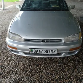 Toyota Camry 1993